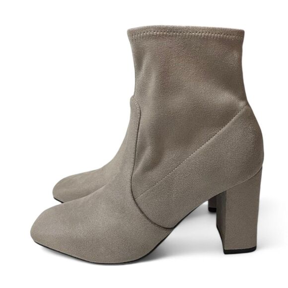 MARC FISHER Needit Stretch Booties, Light Grey, New. Size 8.5 - Picture 2 of 12